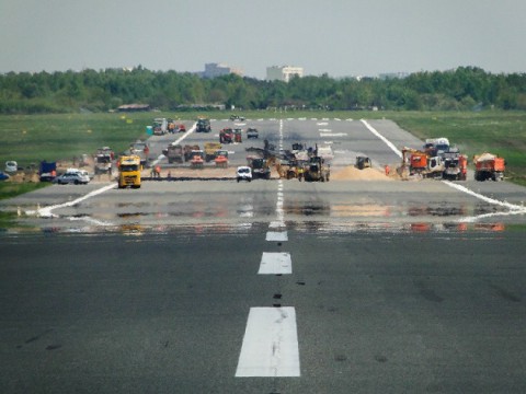 Lotnisko w Łodzi zawiesza loty na czas remontu pasa