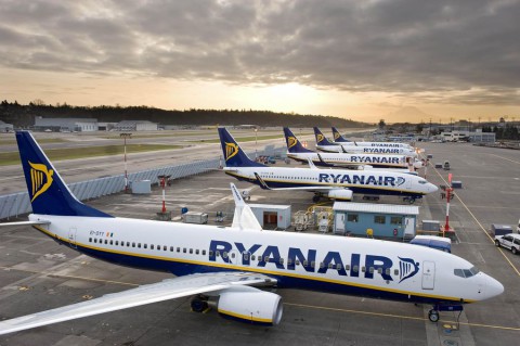 Ryanair - wielka mroźna wyprzedaż - 20% zniżki na wszystkie loty!