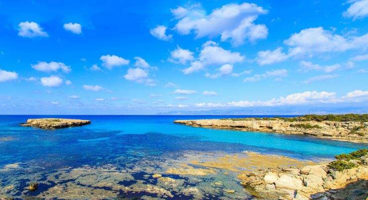 b2ap3_thumbnail_Blue-Lagoon-in-Akamas-National-Park-Cypr-shutterstock_204693955.jpg