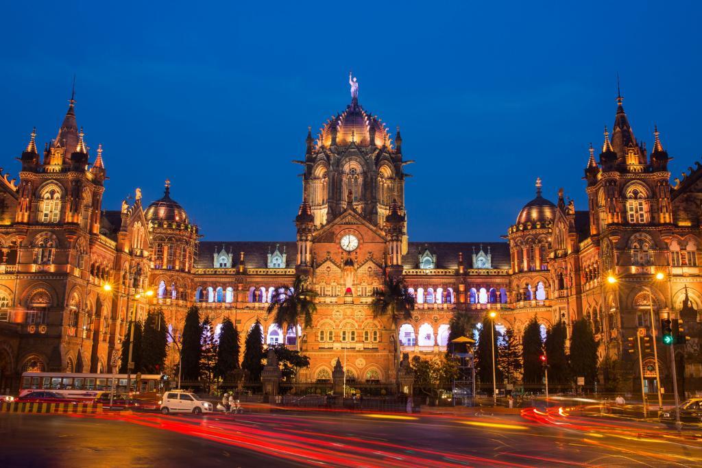 Chhatrapati Shivaji Terminus – Dworzec Króla Śiwadźiego – dworzec kolejowy w Mumbaju