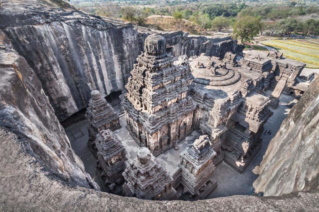 świątynia kailasa w Indiach