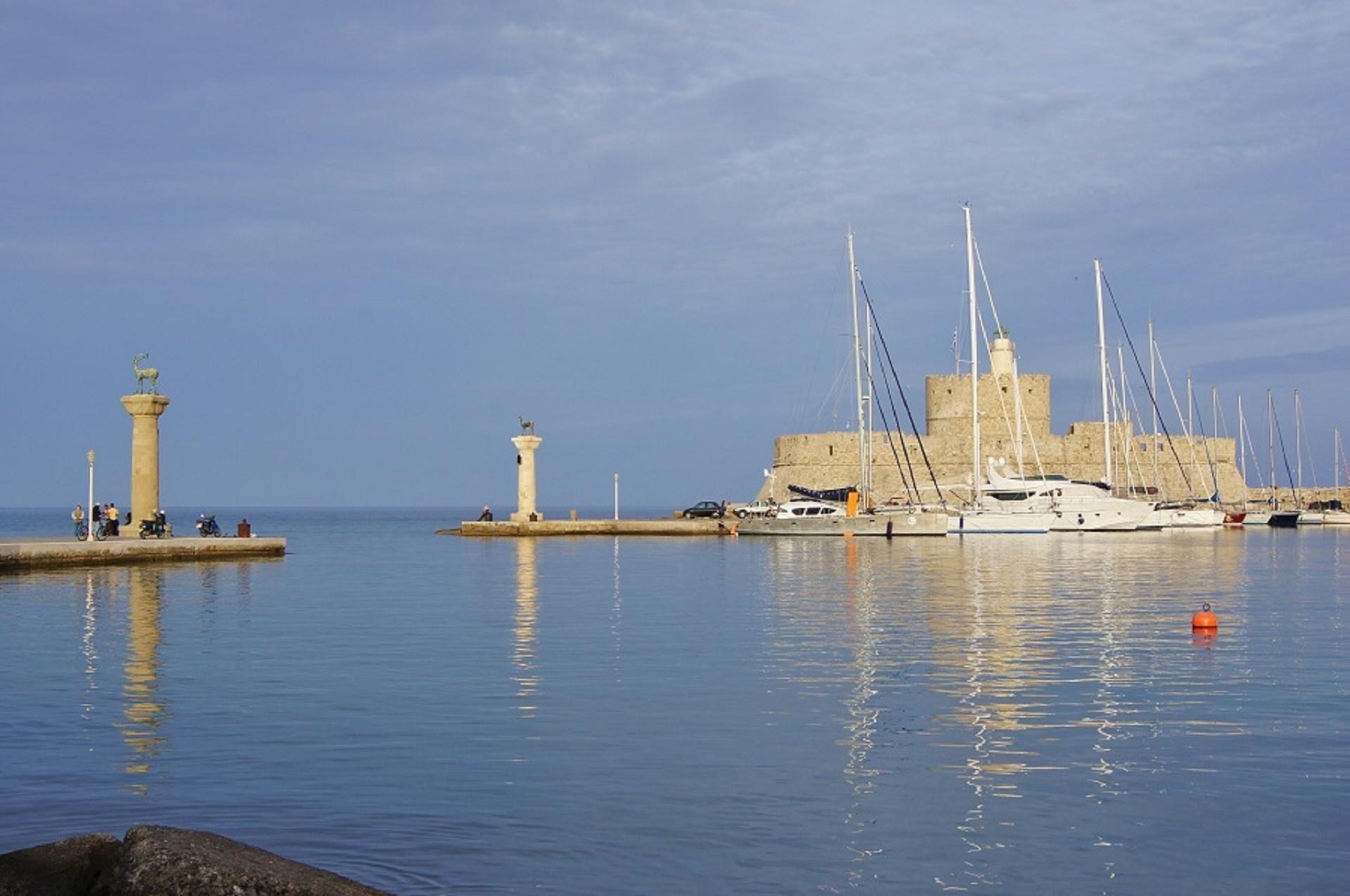 greccy bogowie atrakcje rodos port mandraki kolos