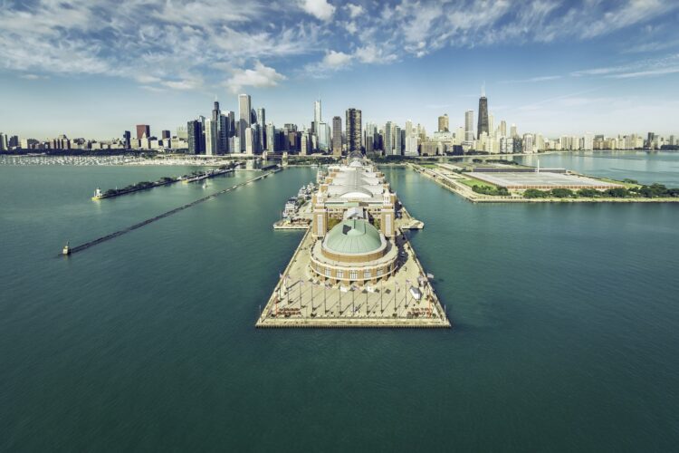 Chicago i widok na Navy Pier