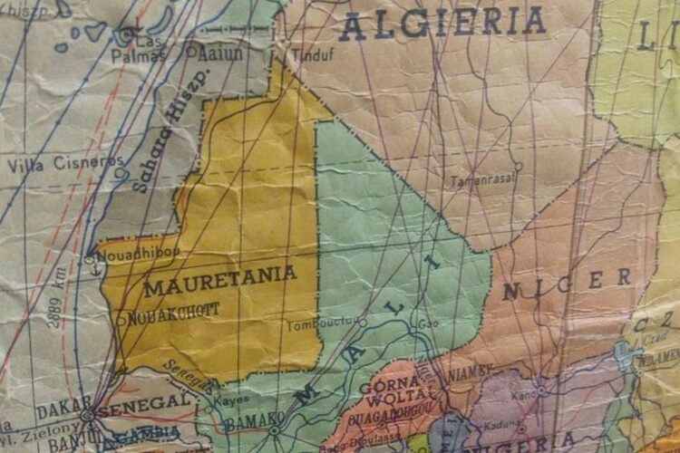 stara mapa świata z 1975 roku sahara hiszpańska