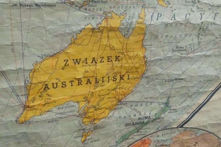 stara mapa świata z 1975 roku związek australisjki