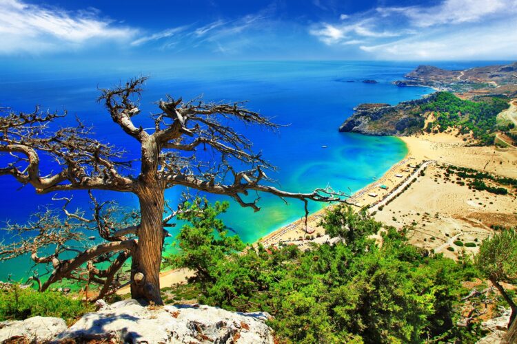 piaszczysta plaża na Rodos - Tsambika