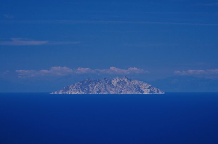 wyspa Montecristo toskania włochy