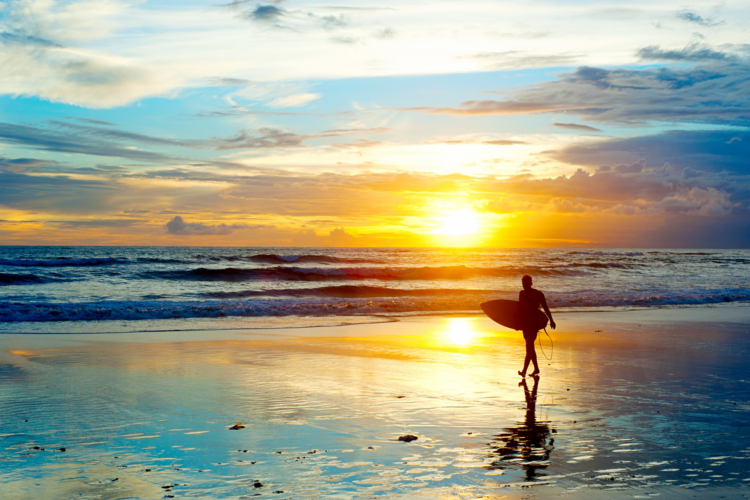 Surfing na Bali