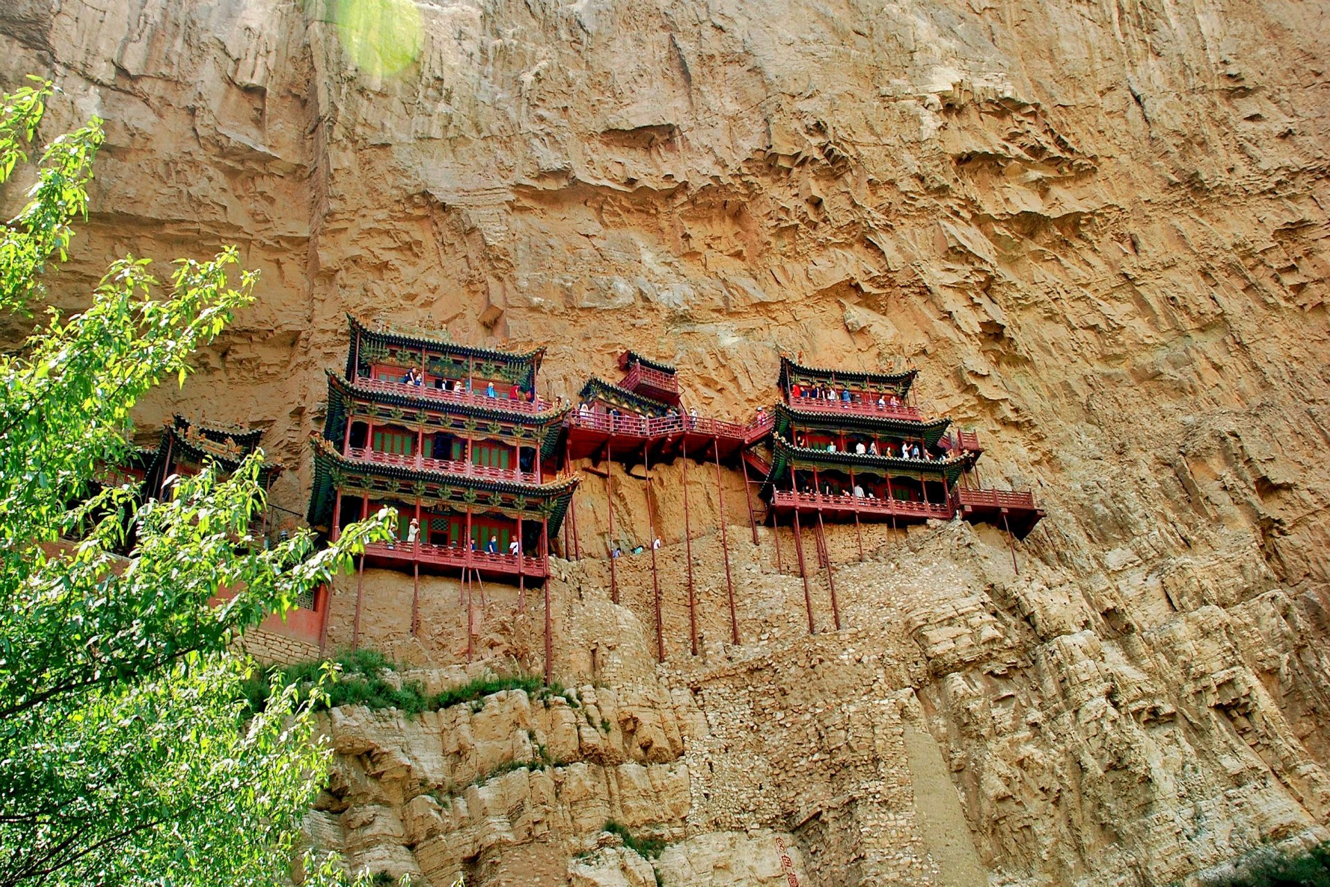 Miasta i świątynie na skałach — Datong