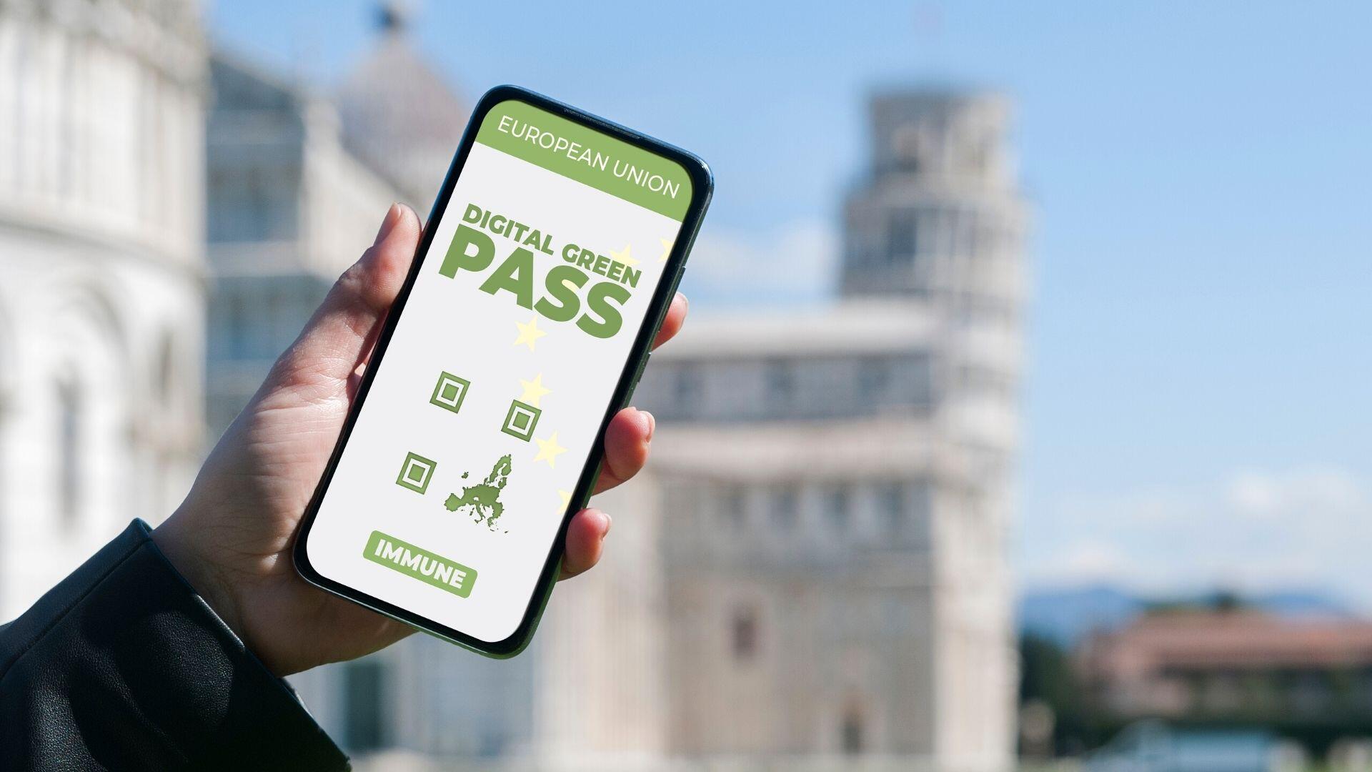 Pass. Greenpass. Гринпасс Испания. Грин пасс в Италии. Польша Green Pass.