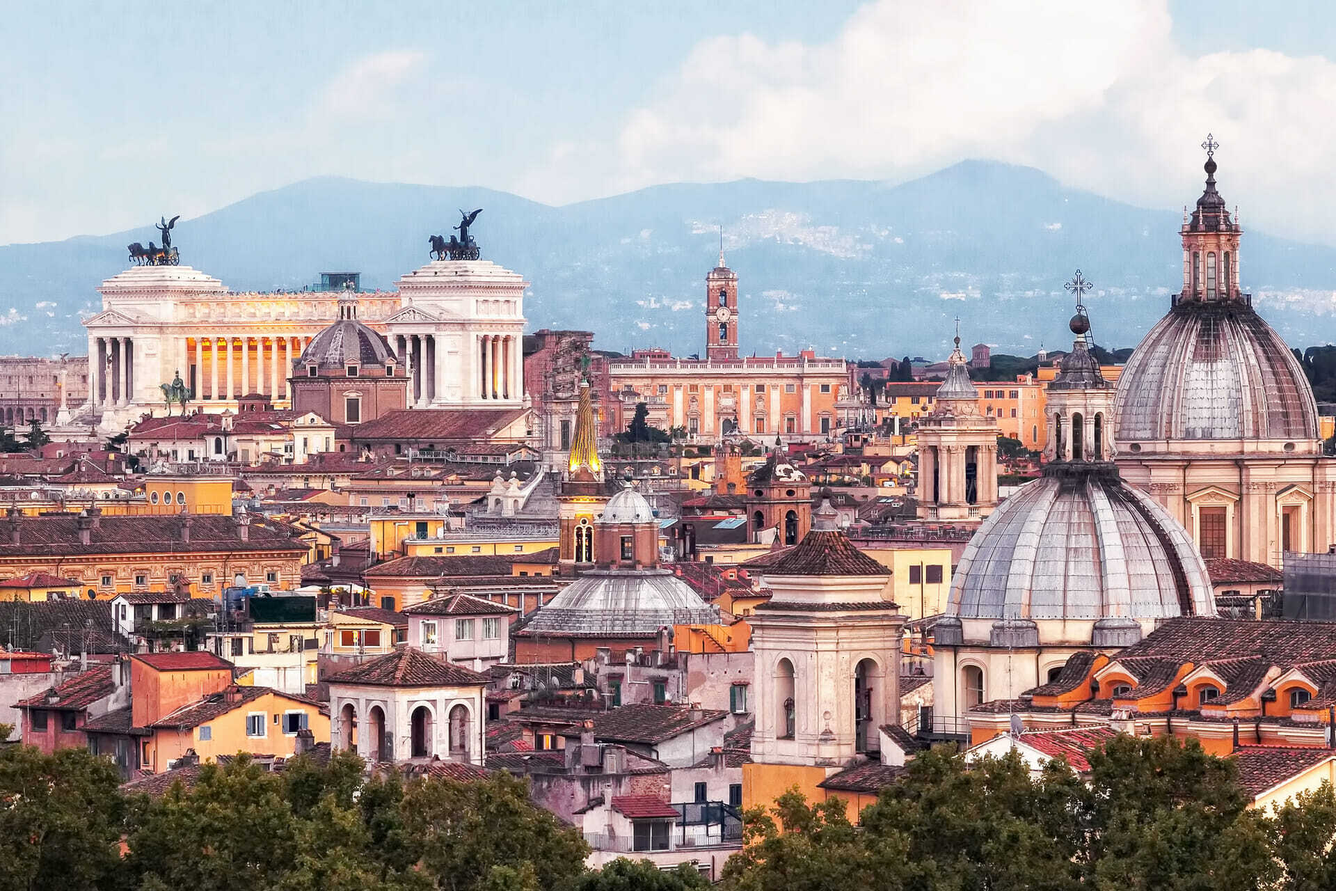 Rzym – gdzie polecieć w październiku