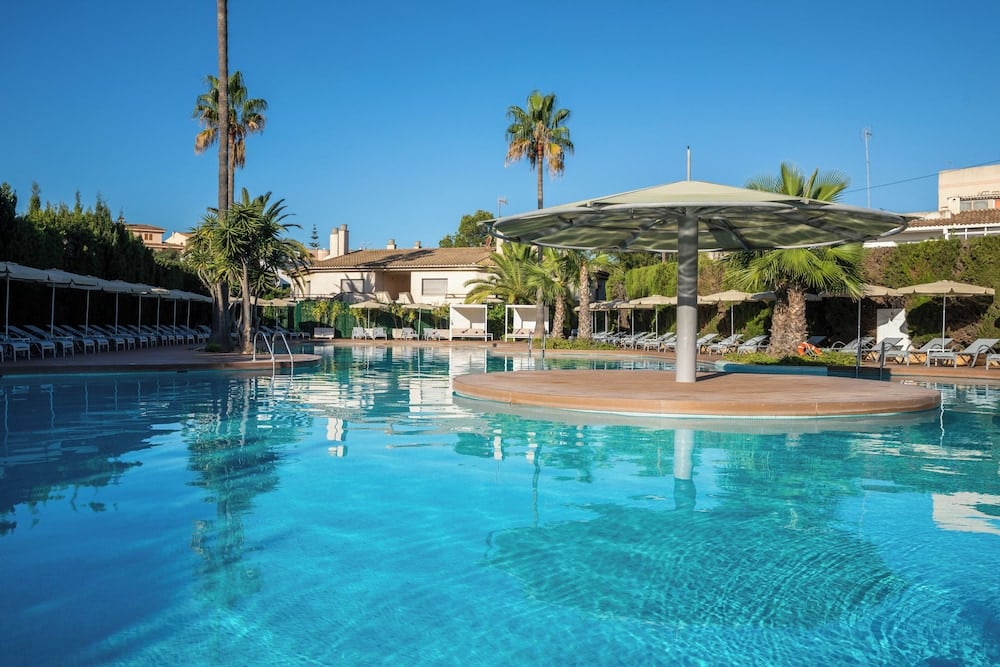 JS PortoColom Suites — basen