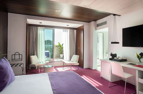 Allegro Barcelona 3, Barcelona