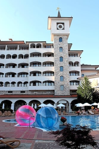 Helena Sands Hotel