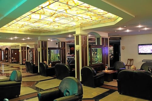Helena Sands Hotel