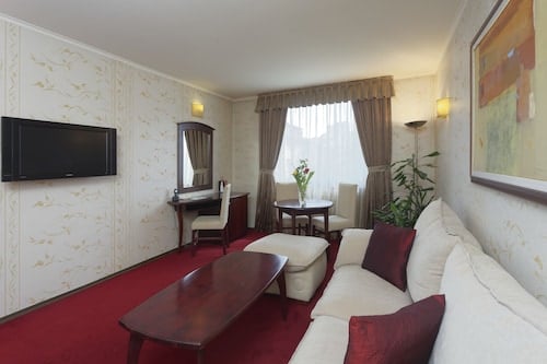 Hotel Capitol