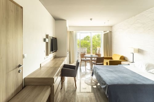 Zaton Holiday Resort Apartments