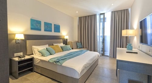 Hotel Eleven
