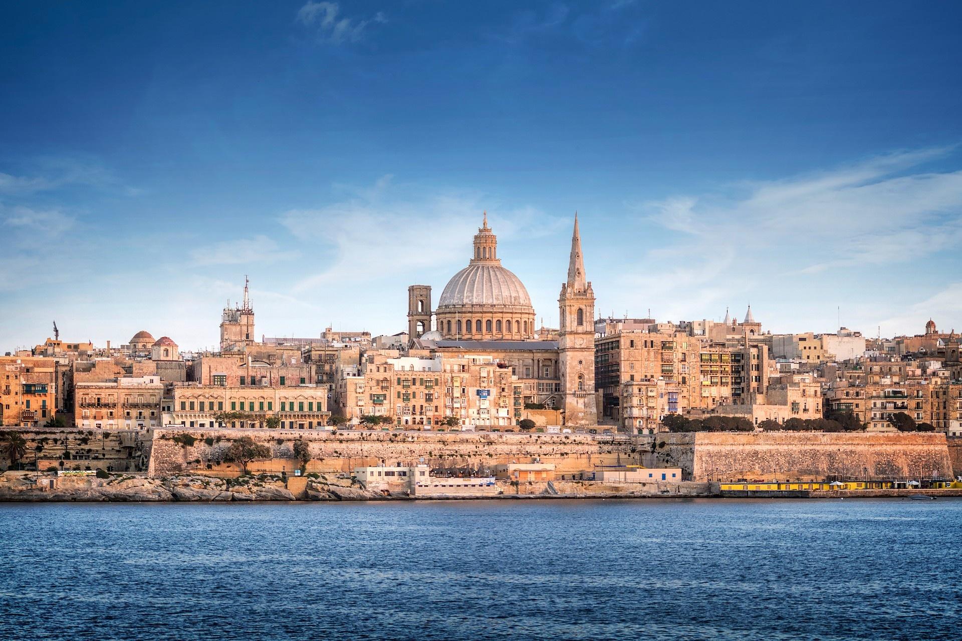Valletta na Malcie widziana od strony portu