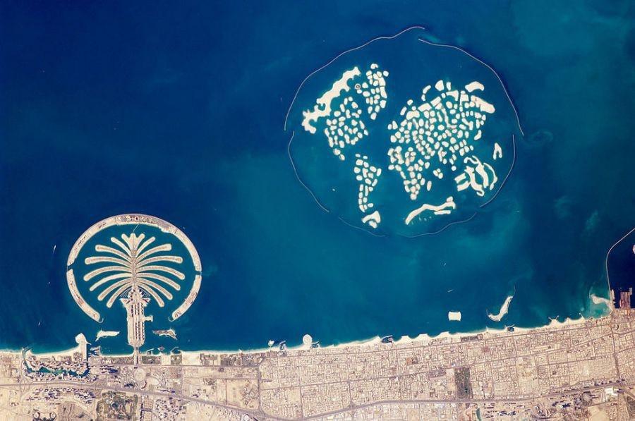 Słynne sztuczne wyspy The World w Dubaju zaczynają znikać pod wodą