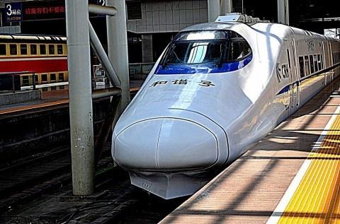 Otwarto najdłuższą na świecie linię superszybkiego pociągu