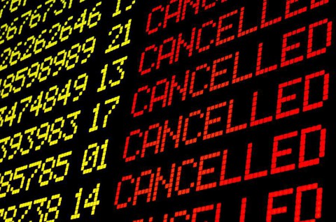 Cancelled-flights-on-airport-board-panel-shutterstock_263341361-1