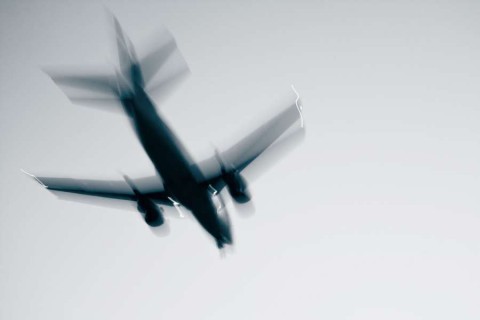 Airplane-with-problems---concept-and-idea---blurred-motion-shutterstock_87563047_1920