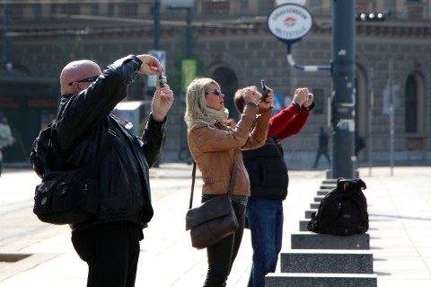 Turyści psują Twoje idealne zdjęcie? Adobe ma na to sposób!