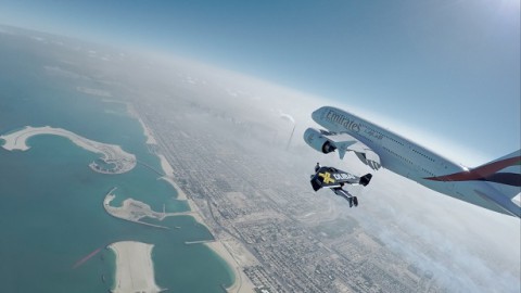 Wyjątkowy lot samolotu A380 linii Emirates oraz duetu Jetman Dubai