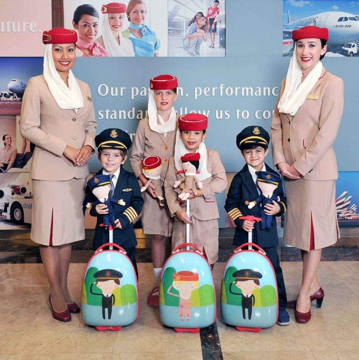 b2ap3_thumbnail_06_emirates_cabin_crew_and_pilot_uniform_for_children.jpg