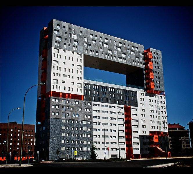 b2ap3_thumbnail_665px-Edificio_Mirador_Madrid_01.jpg