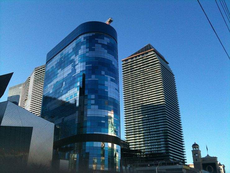 b2ap3_thumbnail_800px-The_Harmon_Hotel_and_Spa.jpg