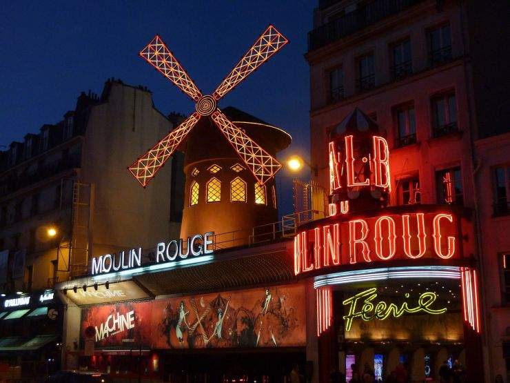 b2ap3_thumbnail_moulin-rouge-392147_1280.jpg