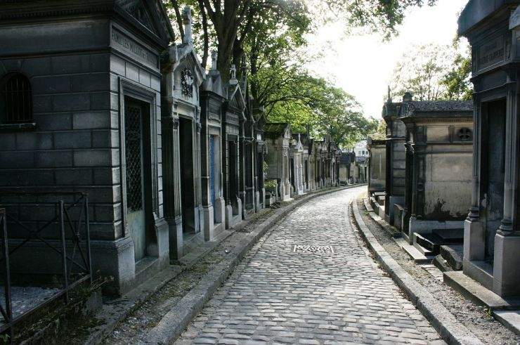 b2ap3_thumbnail_cemetery-503232_1280.jpg