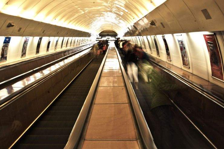 b2ap3_thumbnail_escalator-401538_1280.jpg