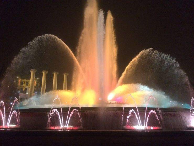 b2ap3_thumbnail_fountain-642176_1280.jpg