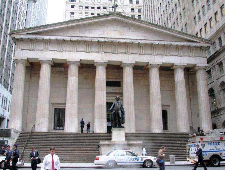 b2ap3_thumbnail_Federal_Hall_front.jpg
