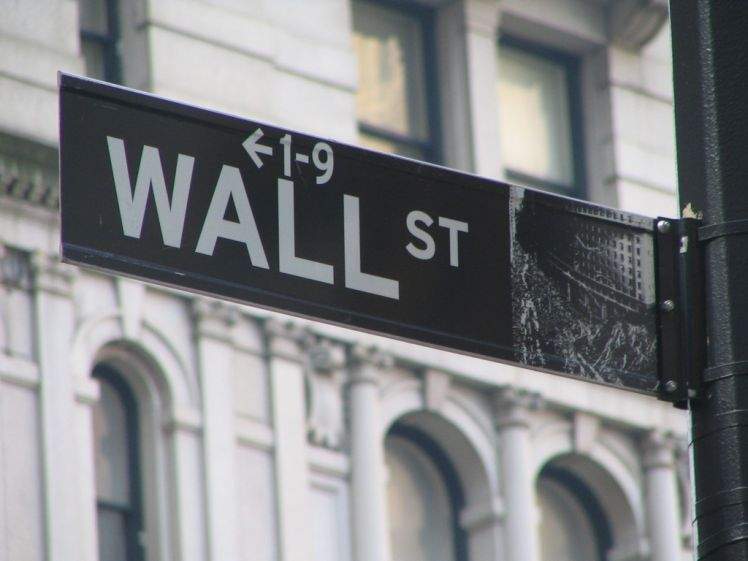 b2ap3_thumbnail_Wall_Street_Sign.jpg