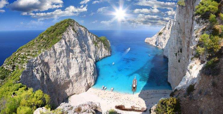 b2ap3_thumbnail_Zakynthos-shutterstock_92931373_20150720-213631_1.jpg