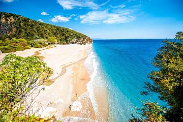 Albania last minute z Wrocławia. Tydzień all inclusive w nowym 4⭐ hotelu od 2399 zł/os.🔥