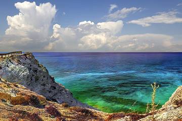 Pafos z Modlina na 8 nocy za 1389 zł/os. Jesienny Cypr pełen słońca ☀️