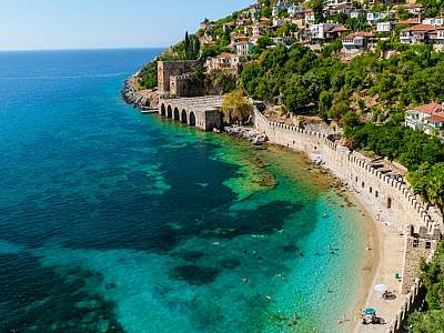 Alanya all inclusive w czerwcu: tydzień z lotem z Katowic za 1 839 zł/os. ☀️🇹🇷