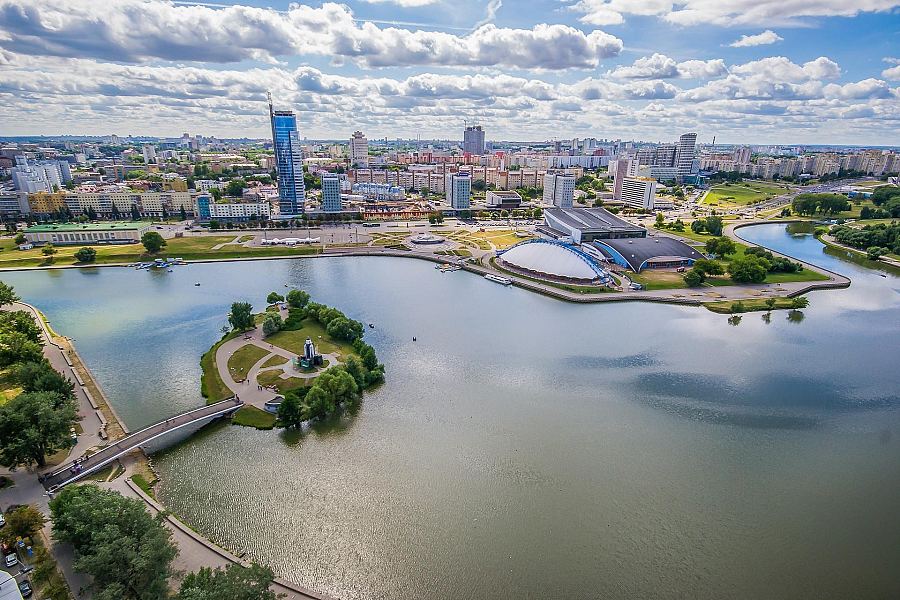 Panorama Mińska nad rzeką Świsłocz