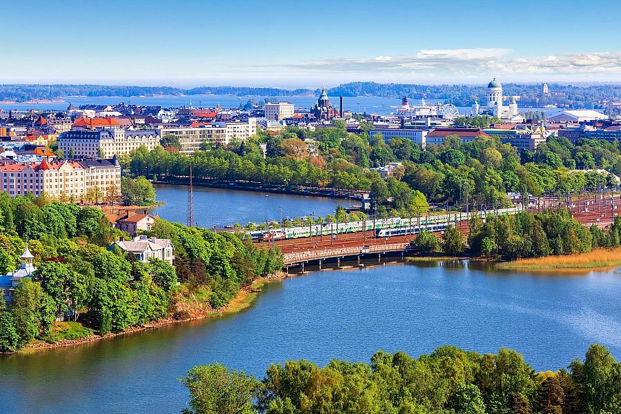 Helsinki - panorama miasta i zatoki