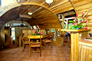 727kitchenetteDinningFoyer